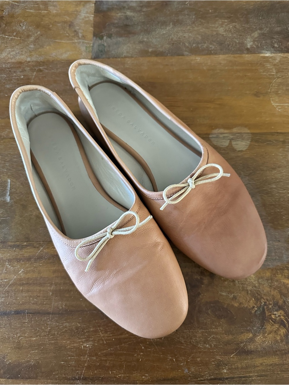 Freda Salvador Roma tan leather ballet flats size 9